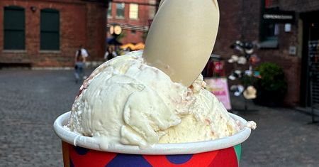 Lody zimą. Hartowanie czy niepotrzebny wysiłek dla organizmu?