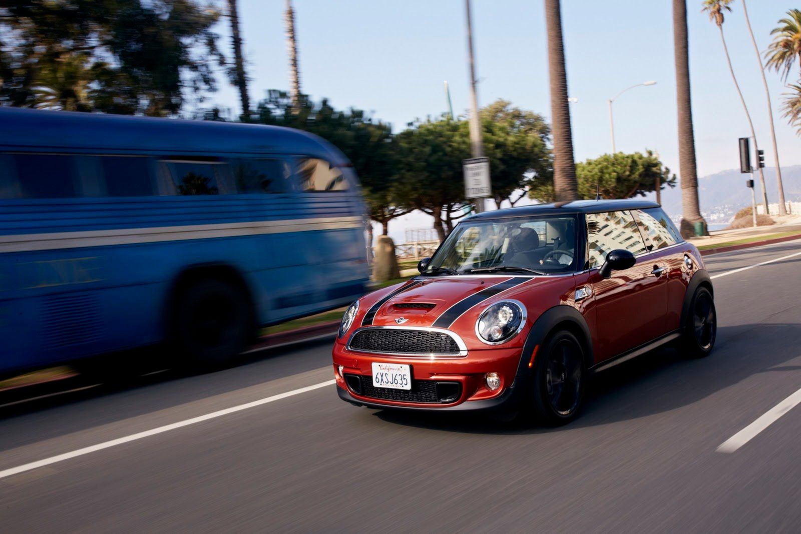 Galeria Mini jako celebracja sprzedaży półmilionowego egzemplarza w USA 134