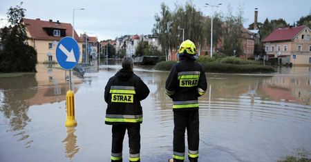 Powodzianie obawiają się zimy i nie myślą o świętach. "Jest bardzo ciężko"
