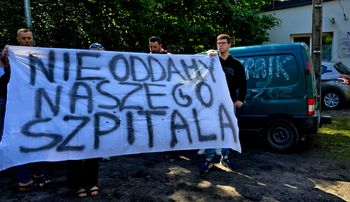 Protest w szpitalu psychiatrycznym w Gostyninie-Zalesiu! Mieszkańcy i pracownicy mówią: "Nie oddamy naszego szpitala"!