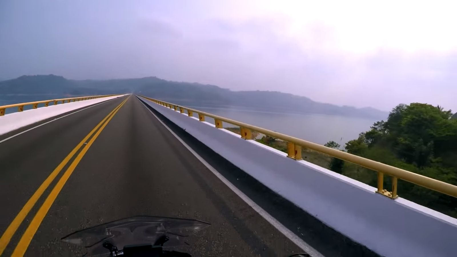 6 kontynentów, motocykl i GoPro - czyli męska podróż Marka Wallace'a 3