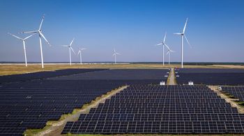 Energia dla 100 tys. domów. ORLEN rozwija gigantyczny projekt OZE
