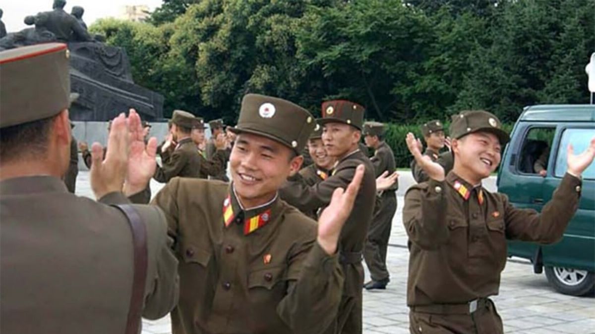 Żołnierze z Korei Północnej masową oglądają porno w sieci