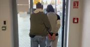 Warszawa: Brutalny rozbój podczas plenerowej imprezy. 18-latek dotkliwie pobity i okradziony przez swoich znajomych