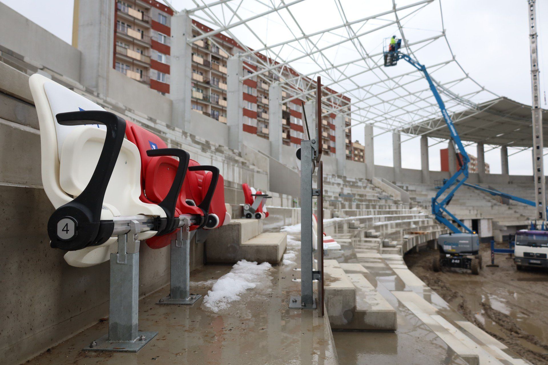 Przy ulicy Wyspiańskiego w Rzeszowie powstaje Podkarpackie Centrum Lekkiej Atletyki.