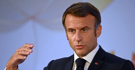 Macron obwinił graczy za zamieszki. Teraz zmienia zdanie