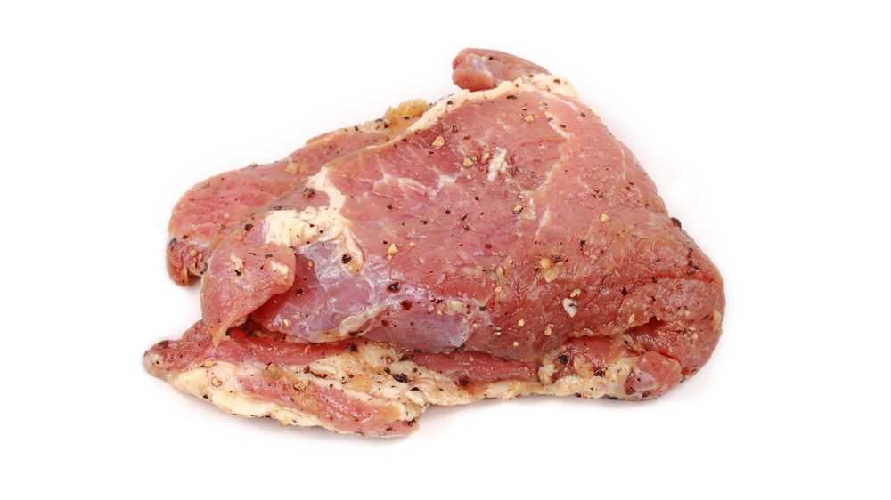 Surowa peklowana łopatka wieprzowa (samo mięso)