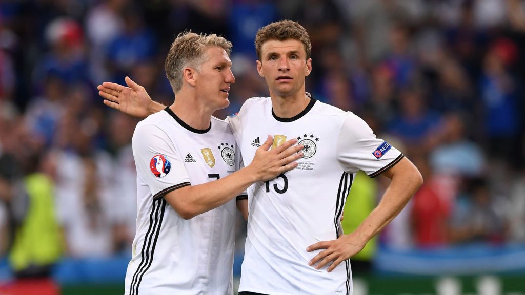 Na zdjęciu od lewej: Bastian Schweinsteiger i Thomas Mueller