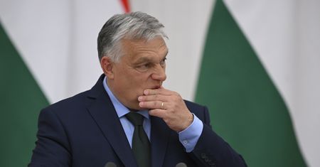 Krok bez precedensu. Mogą skrócić prezydenturę Węgier na rzecz Polski