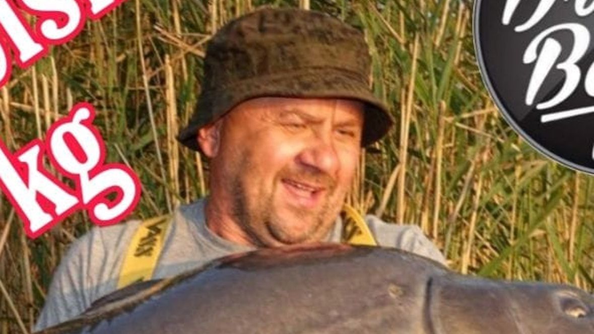 Tomasz Lipiński z rekordowym karpiem