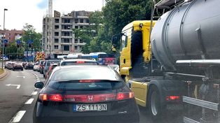 Grudziądz: Ogromne korki w okolicach mostu. Zator na autostradzie