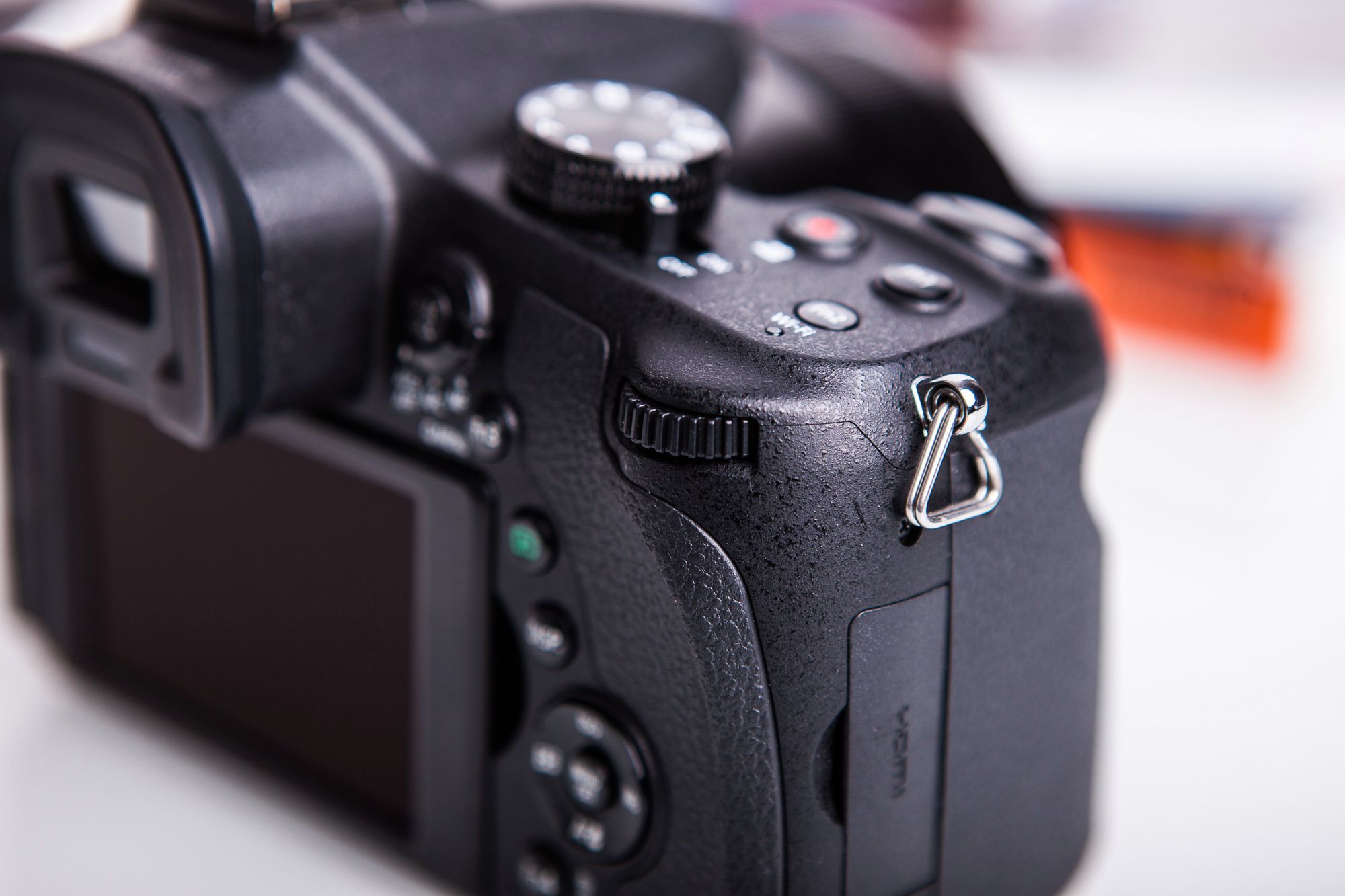 Panasonic Lumix FZ-1000 - kompaktowy mistrz uniwersalności [test] 5