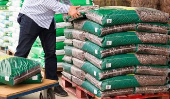 Unia szykuje zwrot ws. nawozów. Polskie zakłady mogą to odczuć