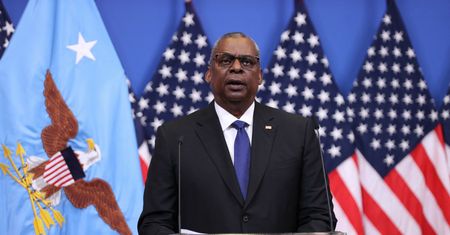 Pentagon zdecydował. 1,5 tys. żołnierzy trafi na granicę