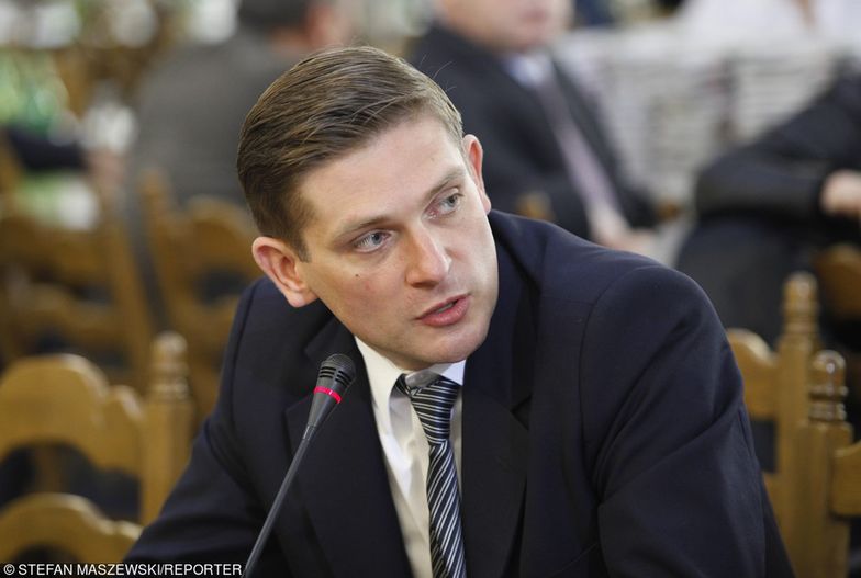 Kownacki chce zwołania komisji obrony w sprawie zakupu samolotów dla VIP-ów