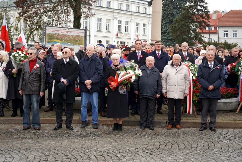 Obchody 11 listopada 