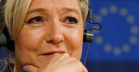 Marine Le Pen deklaruje podziw dla Putina i szacunek dla Merkel