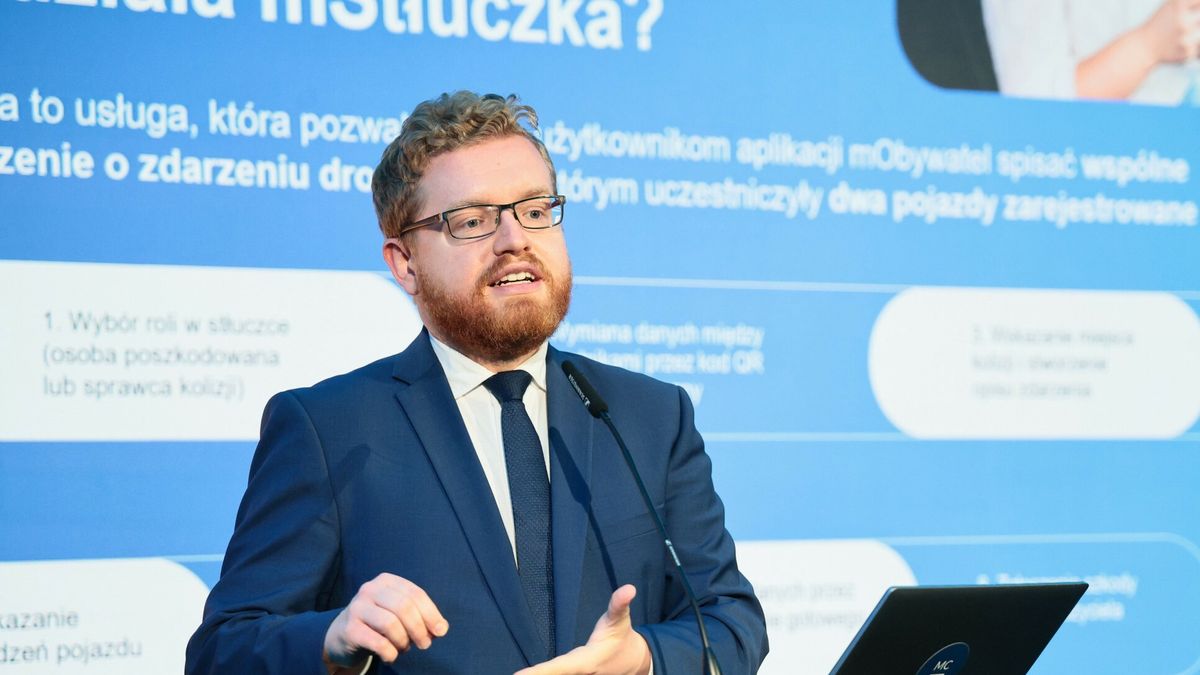 Wiceminister cyfryzacji Dariusz Standerski.