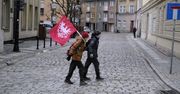 Poznań: Jak zdobyć flagę powstańczą? Będą rozdawali je za darmo