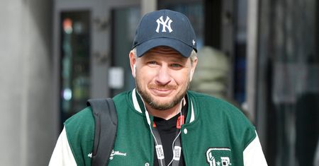 Filip Chajzer pisze o terapii i wspomina rozmowę z koleżanką: "Usłyszałem, że zostało mi kilka miesięcy życia" (FOTO)