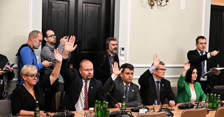 Afera z Pegasusem. Rząd podjął decyzję: poznamy część nazwisk