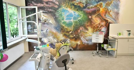 Wrocław. Szczoteczka dla pierwszaka. Nowe gabinety dentystyczne w szkołach