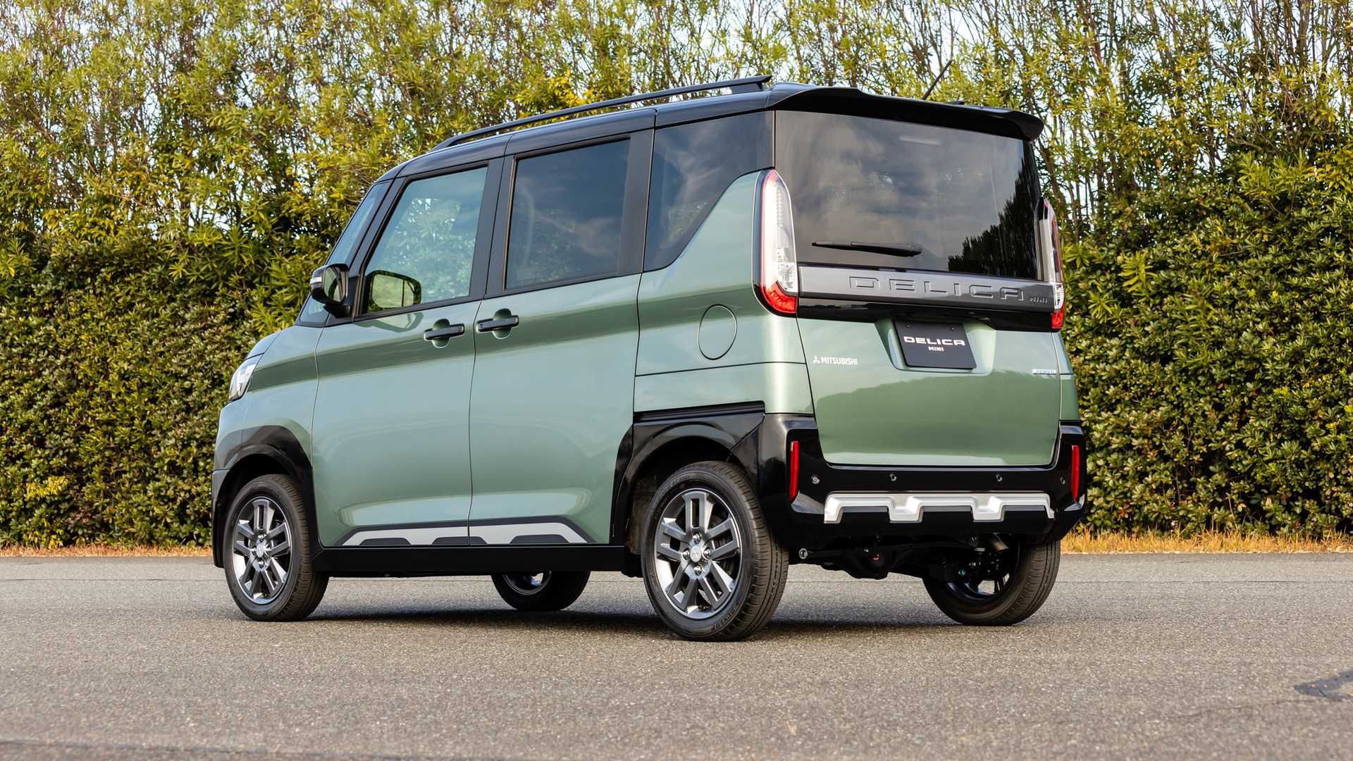 Mitsubishi Delica Mini