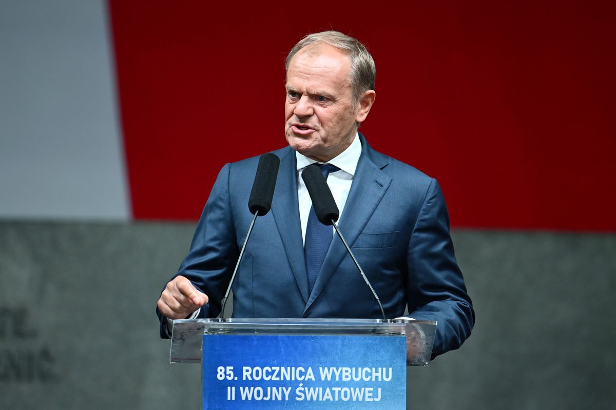 Westerplatte. Donald Tusk: muszą paść słowa ostrzeżenia