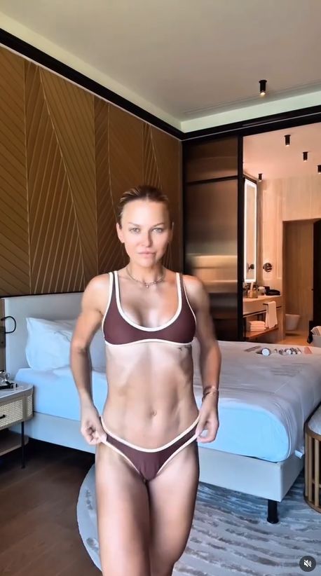 Anna Lewandowska w bikini