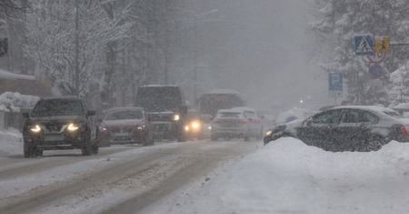 IMGW ostrzega: śnieżyce i zawieje. Spadnie nawet 20 cm śniegu