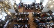 Rzeszów: Długa dyskusja o finansach podczas sesji rady miasta