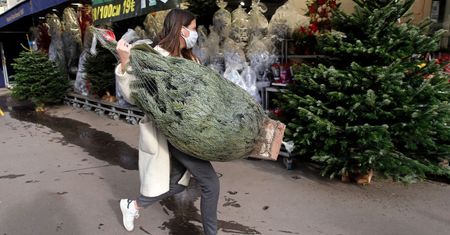 Koronawirus. Co z Bożym Narodzeniem? Niepokojąca prognoza