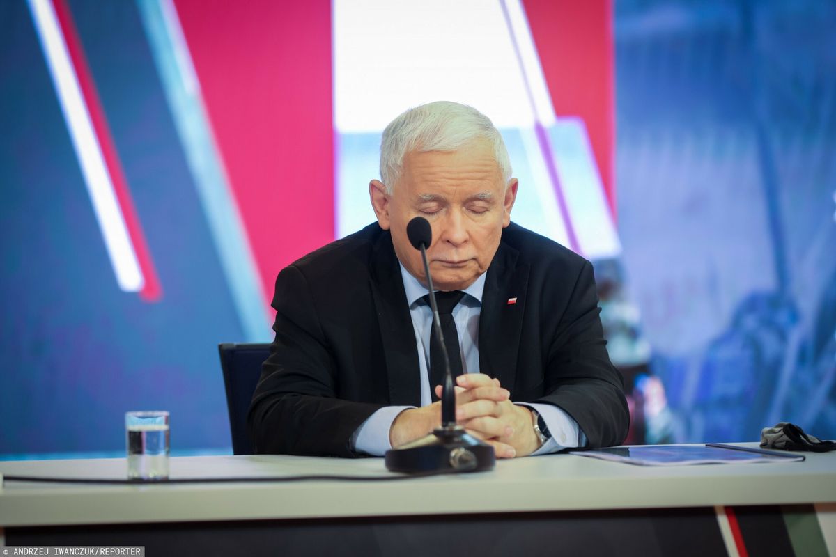Jarosław Kaczyński na konferencji prasowej. Tomasz Grodzki zabrał głos 