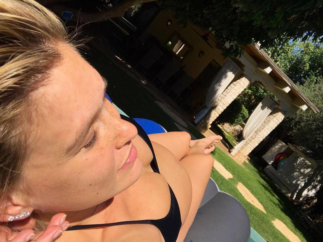 Bar Refaeli w ciąży