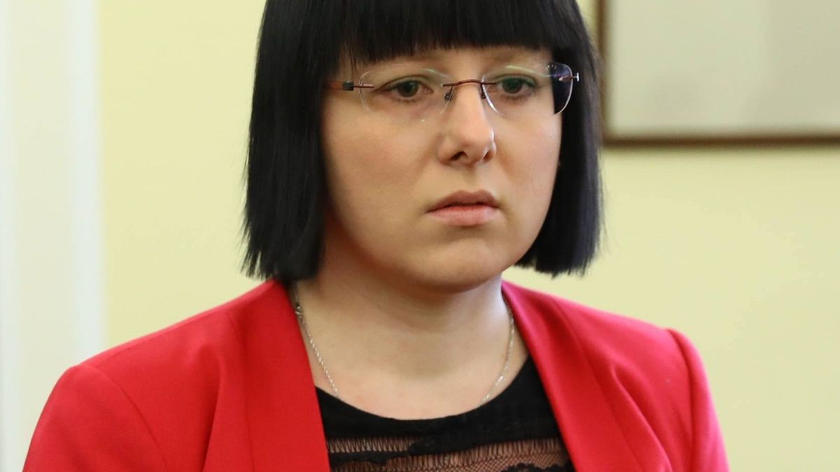 Kaja Godek pożegnała abp. Hosera