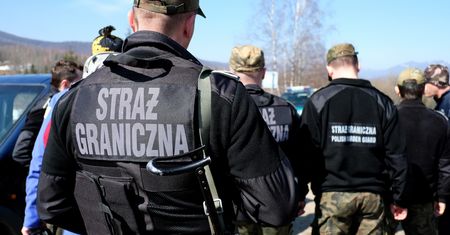 Największy w historii taki przemyt. Skorumpowani funkcjonariusze KAS brali wielkie łapówki