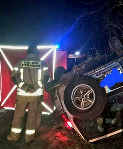 Wypadek w Bieszczadach. Auto dachowało, jedna osoba nie żyje