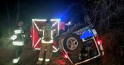 Wypadek w Bieszczadach. Auto dachowało, jedna osoba nie żyje