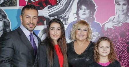 Katarzyna Skrzynecka zabiera 10-latkę na filmy dla dorosłych. "Jest rozumną panienką"
