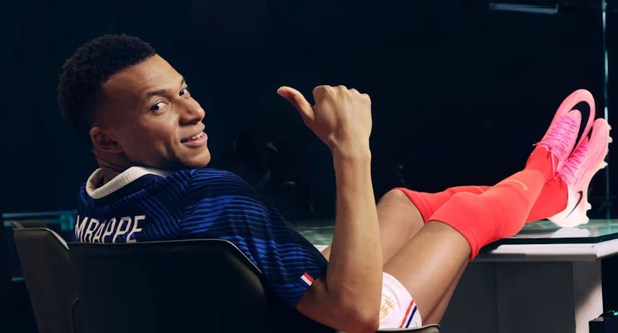 Kylian Mbappé odszedł od Nike. Wybrał markę sponsorującą Igę Świątek