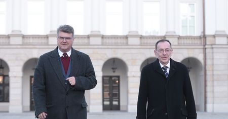 Policja wkroczyła do Pałacu i zatrzymała polityków PiS