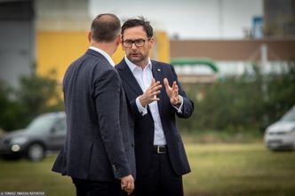 Połączenie PKN Orlen z Lotosem. KE zabierze głos