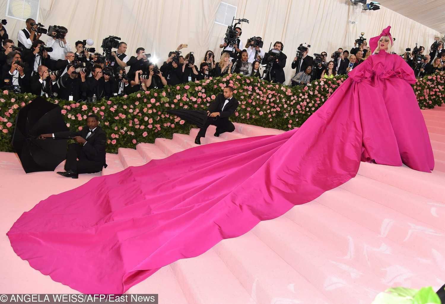 Lady Gaga – MET Gala 2019, kreacja: Brandon Maxwell