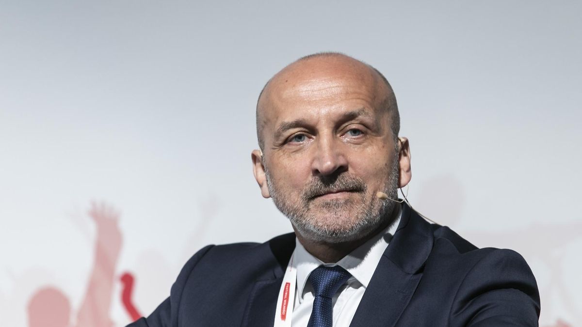 Petru, Marcinkiewicz, Gronkiewicz-Waltz. Nie brakuje Polaków, którzy zdobywali intratne stanowiska w instytucjach finansowych