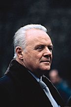 Anthony Hopkins lokajem Morgana Freemana