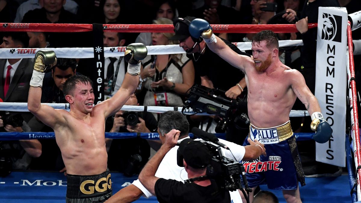 Getty Images / Na zdjęciu: Giennadij Gołowkin i Saul Alvarez po ostatnim gongu