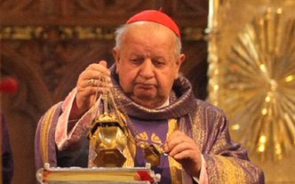 Głodówka w Krakowie. Koniec protestu po apelu Dziwisza