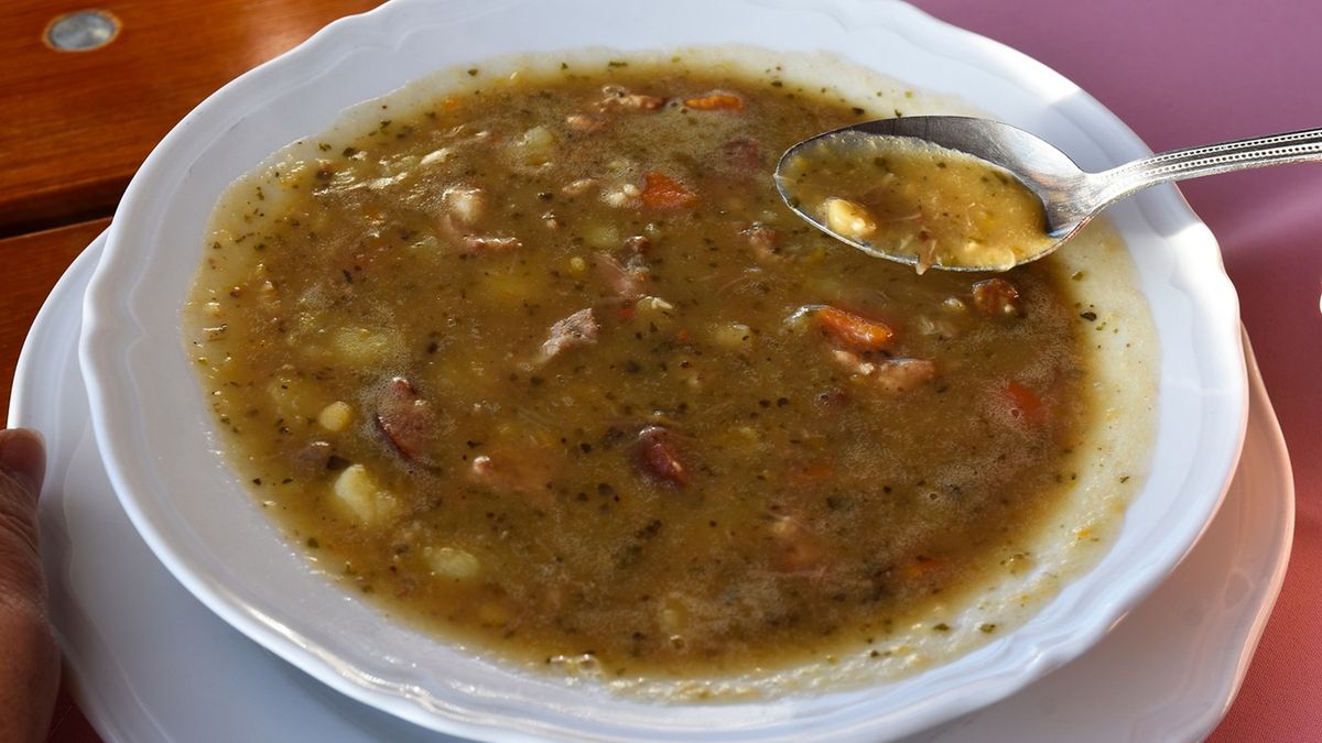 Grochówka z tradycją Koła Gospodyń Wiejskich