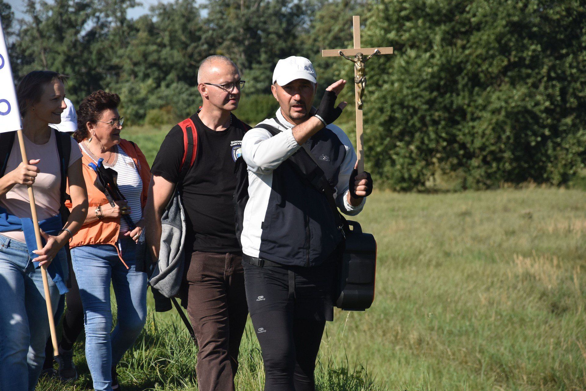 Będą pielgrzymować ze Śremu do Gogolewa. Przed nami kolejna Nadwarciańska Pielgrzymka Śladami Krzyża Świętego [zdjęcia]