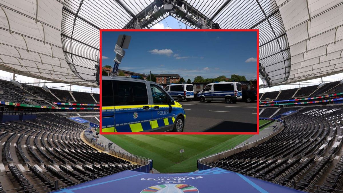 Zdjęcie okładkowe artykułu: Getty Images / Ying Tang/NurPhoto via Getty Images/ Alex Grimm - UEFA/UEFA via Getty Images) / Na dużym zdjęciu stadion we Frankfurcie, na małym radiowóz niemieckiej policji